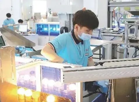 “5G+工業(yè)互聯(lián)網(wǎng)”的佛山樣本：先進(jìn)制造業(yè)如何跑出加速度？