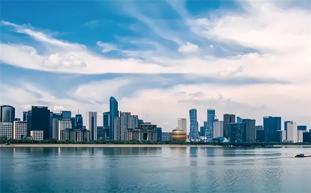 大力推進(jìn)智慧城市化建設(shè)，杭州朝“全國數(shù)字經(jīng)濟(jì)第一城”目標(biāo)奮進(jìn)